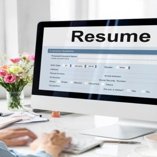 654b695969812ef5c0259afa_10 Pointers for Writing an Outstanding Resume